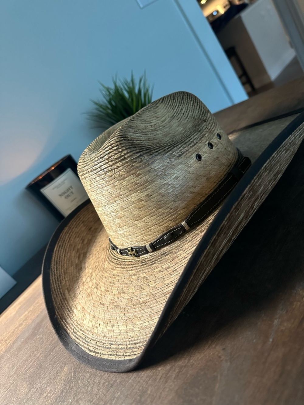 Classic Straw Western Cowboy Hat with Dark Trim
